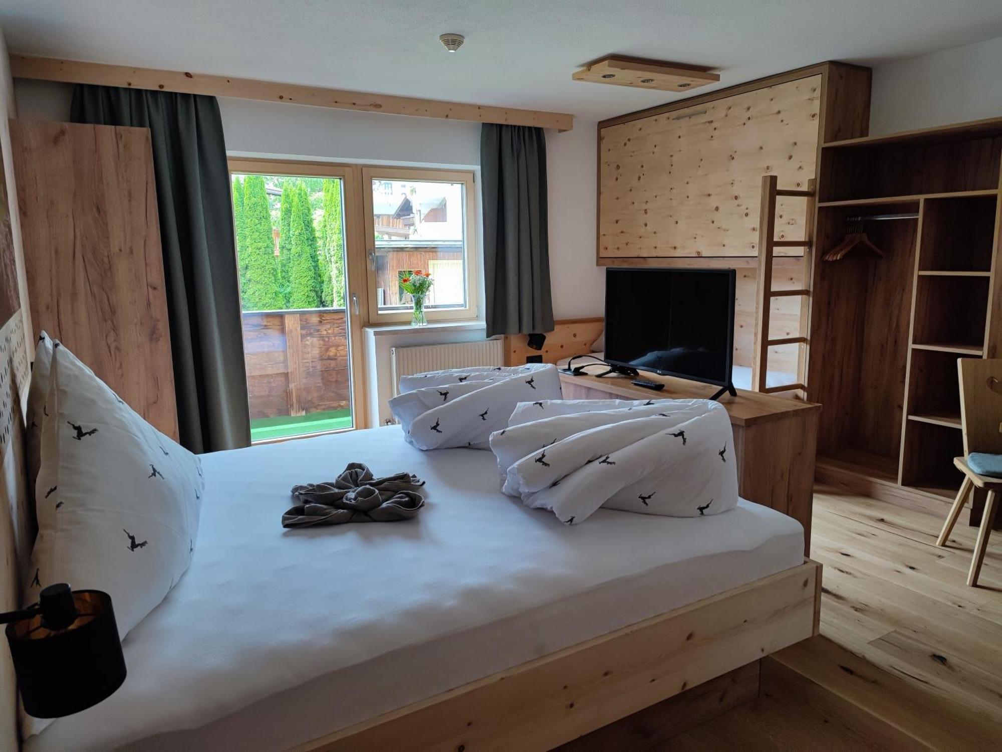 Apart Hotel Ideal ลาดิส ภายนอก รูปภาพ